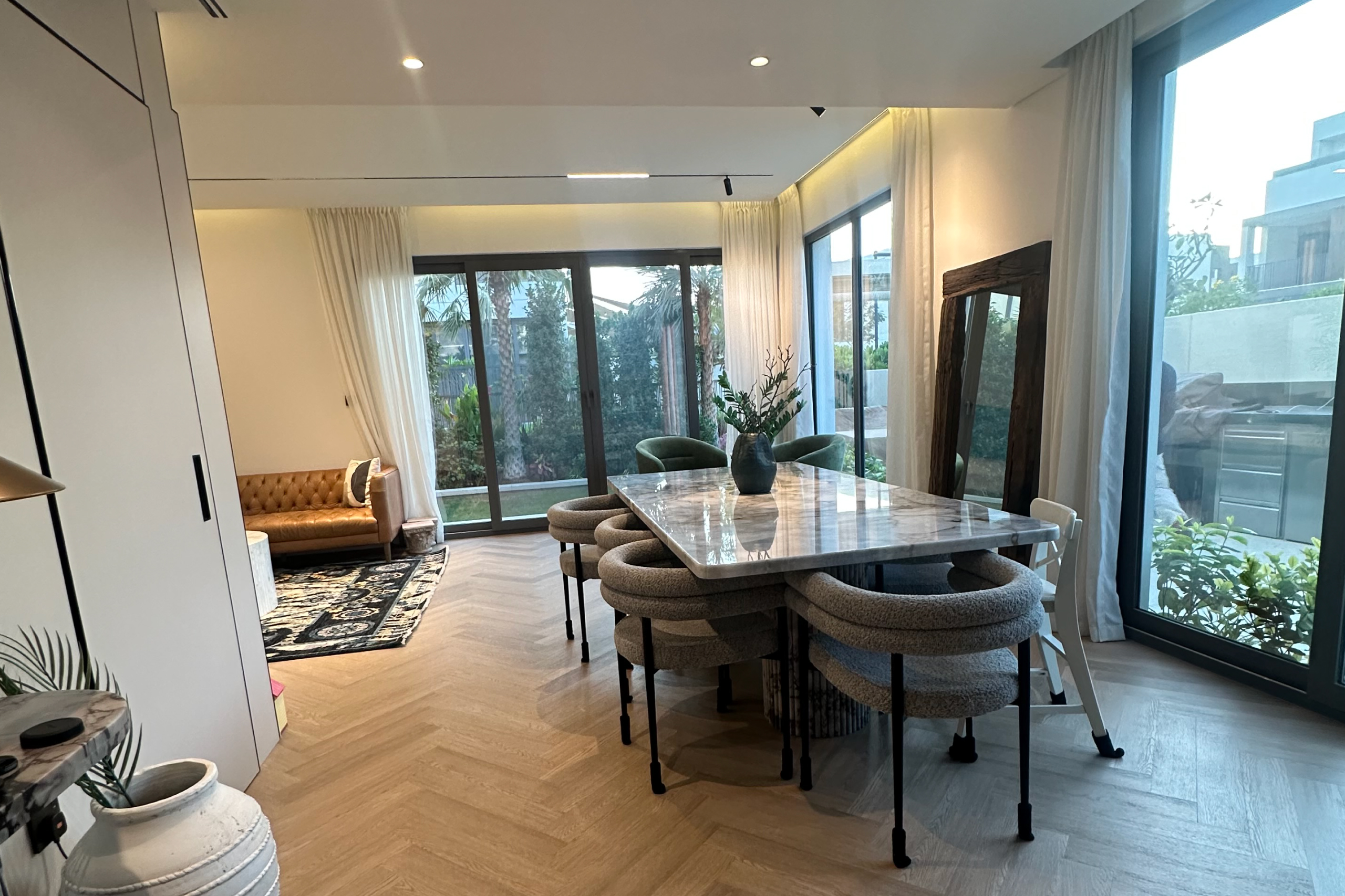 Tilal Al Ghaf – Vegas